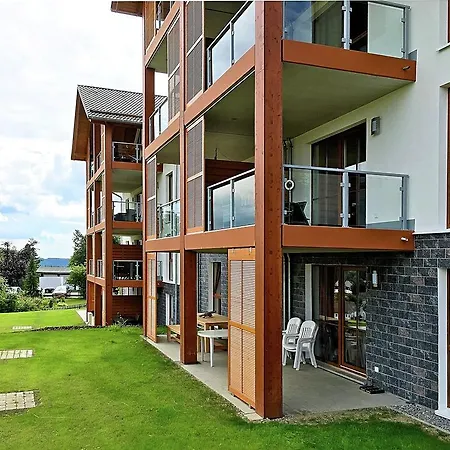 Holiday Astenberg Iv